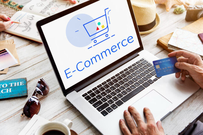 differences between e-commerce & physical stores
