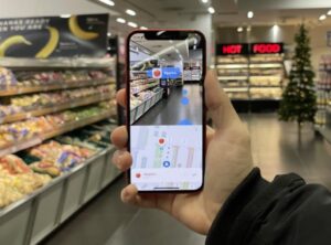 Emerging Trends and Innovations in Retail. e-commerce vs physical stores.